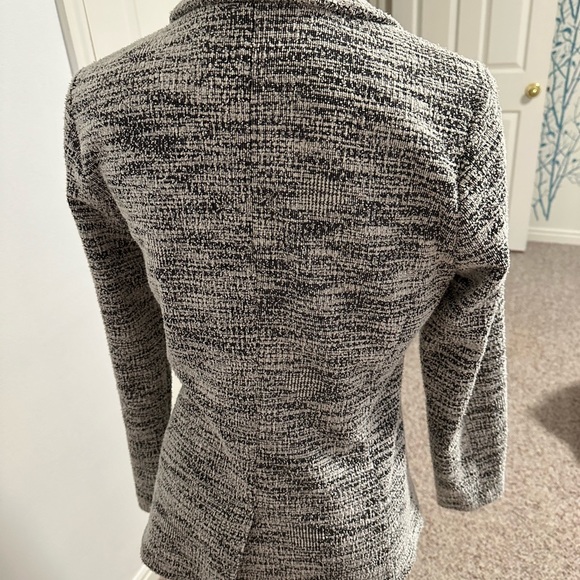 Lucky brand unconstructed blazer in a bouquet fabric size medium - Picture 3 of 4